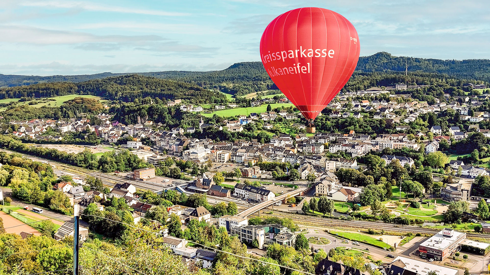 Heißluftballon über Gerolstein